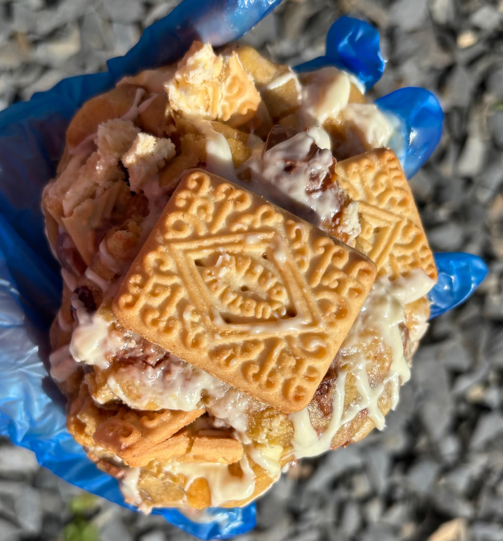 Custard Cream Stuffed Cookie
