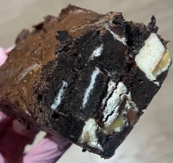 Double Oreo & Twix Brownie Slice